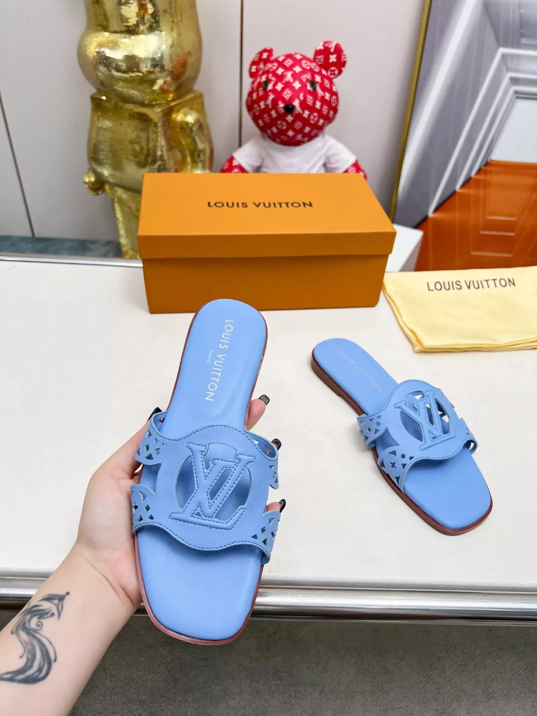 Louis Vuitton Slippers For Women Stylish 6143
