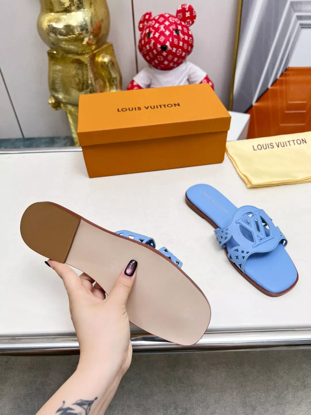 Louis Vuitton Slippers For Women Stylish 6143
