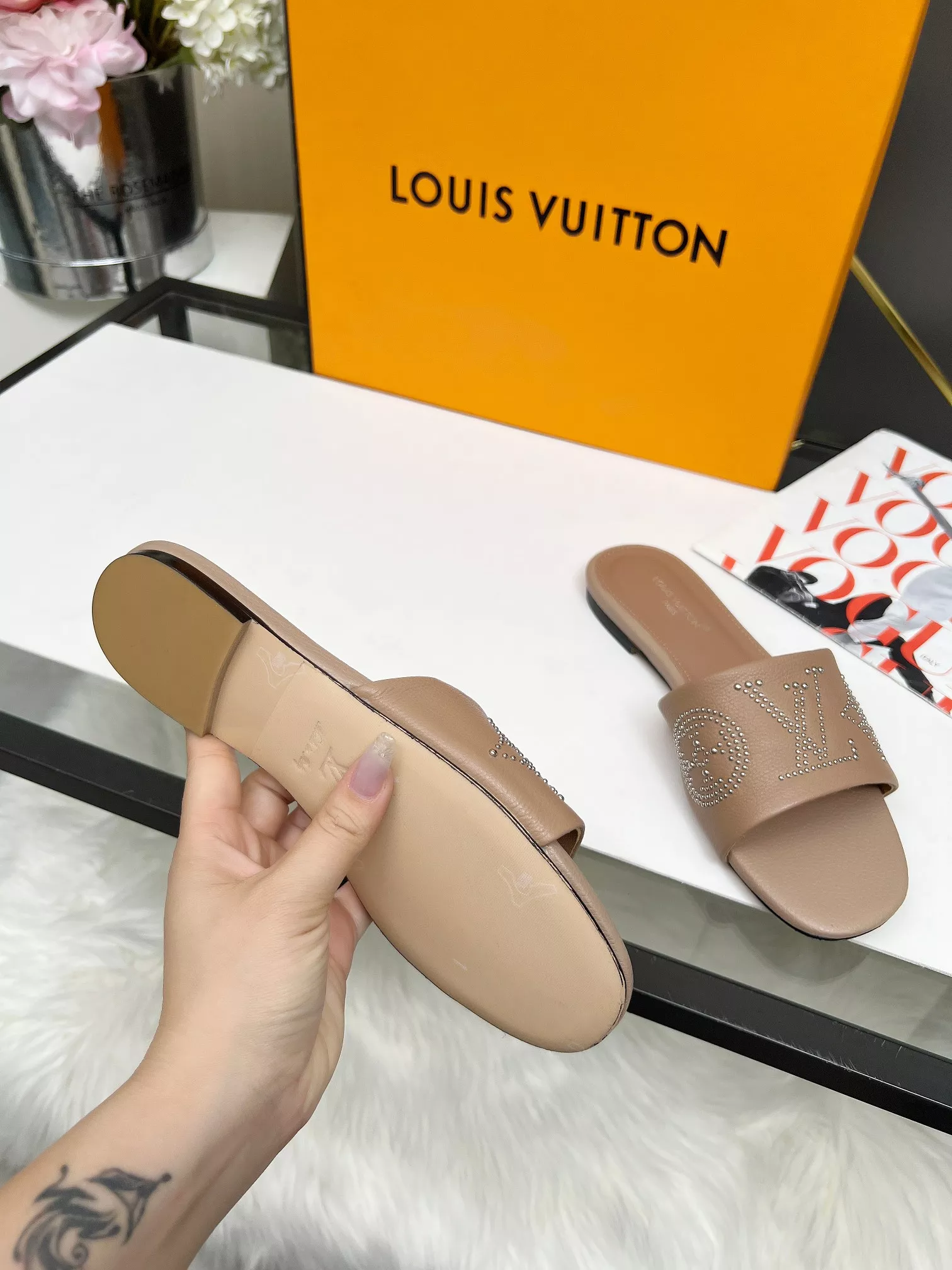 Louis Vuitton Slippers For Women Timeless 1808