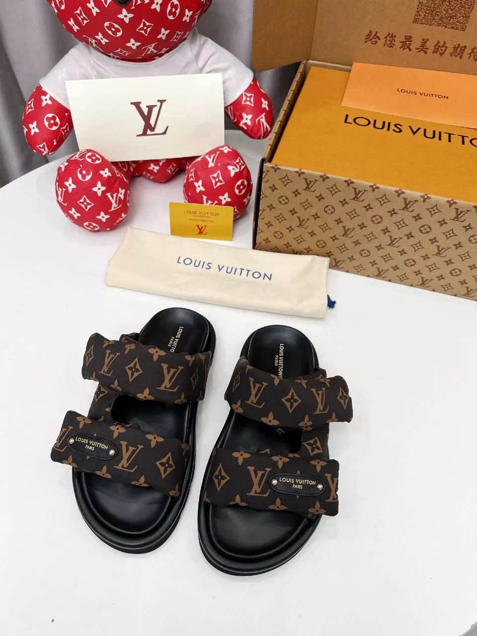 Louis Vuitton Slippers For Women Timeless 2529