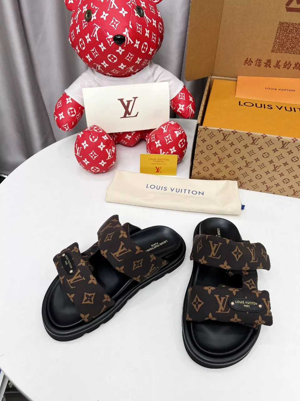 Louis Vuitton Slippers For Women Timeless 2529