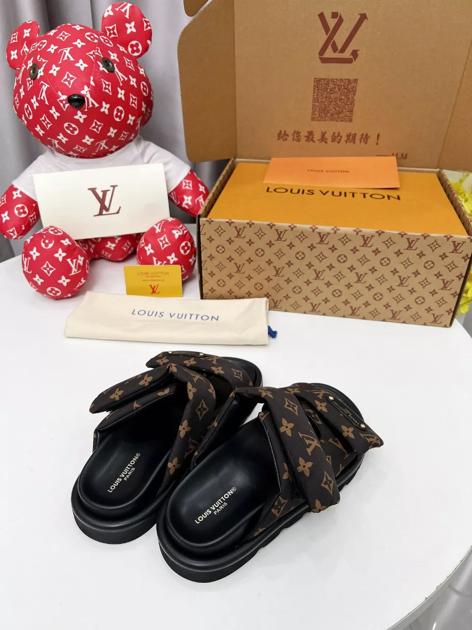 Louis Vuitton Slippers For Women Timeless 2529