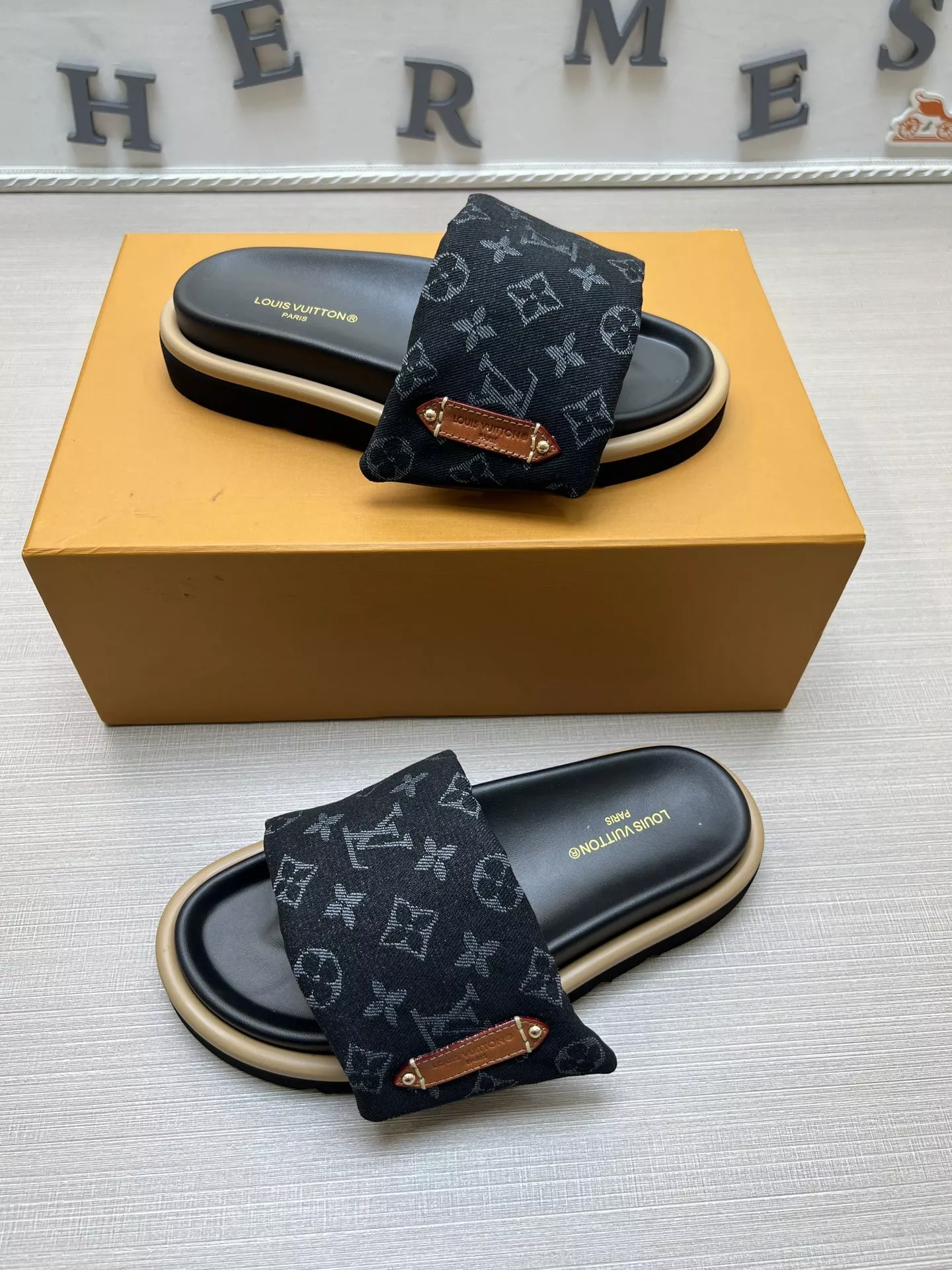 Louis Vuitton Slippers For Women Trendsetting 6479