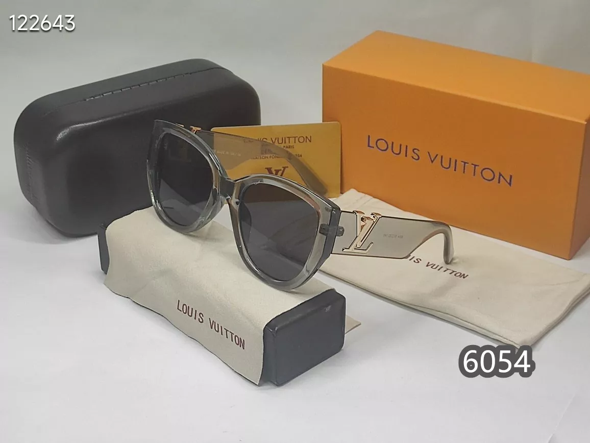Louis Vuitton Sunglasses Lightweight 9930