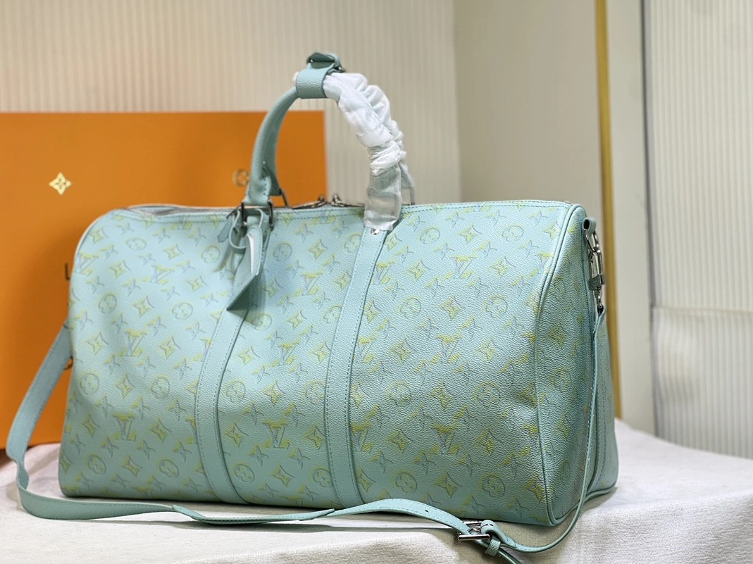 Louis Vuitton Travel Bags Bright 7628