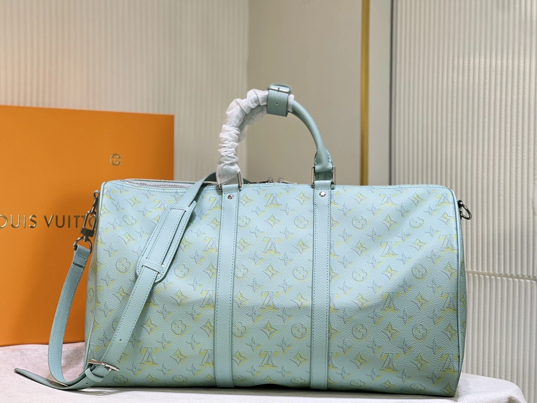 Louis Vuitton Travel Bags Bright 7628