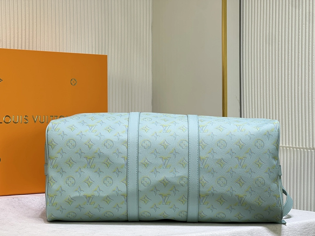 Louis Vuitton Travel Bags Bright 7628