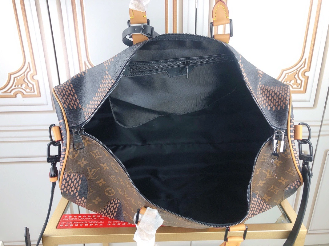 Louis Vuitton Travel Bags Classic 6585