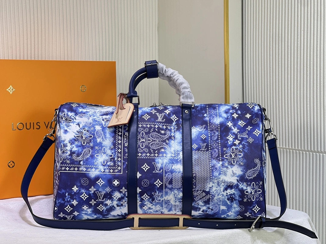 Louis Vuitton Travel Bags Comfortable 4195
