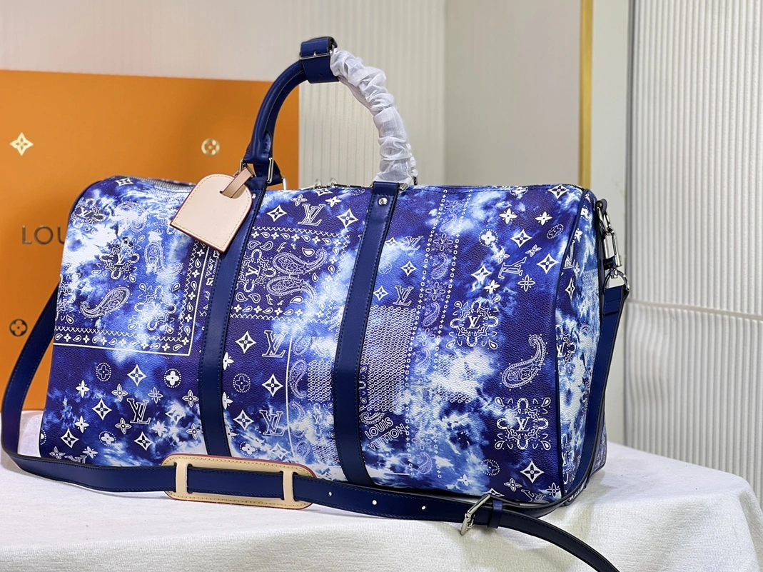 Louis Vuitton Travel Bags Comfortable 4195