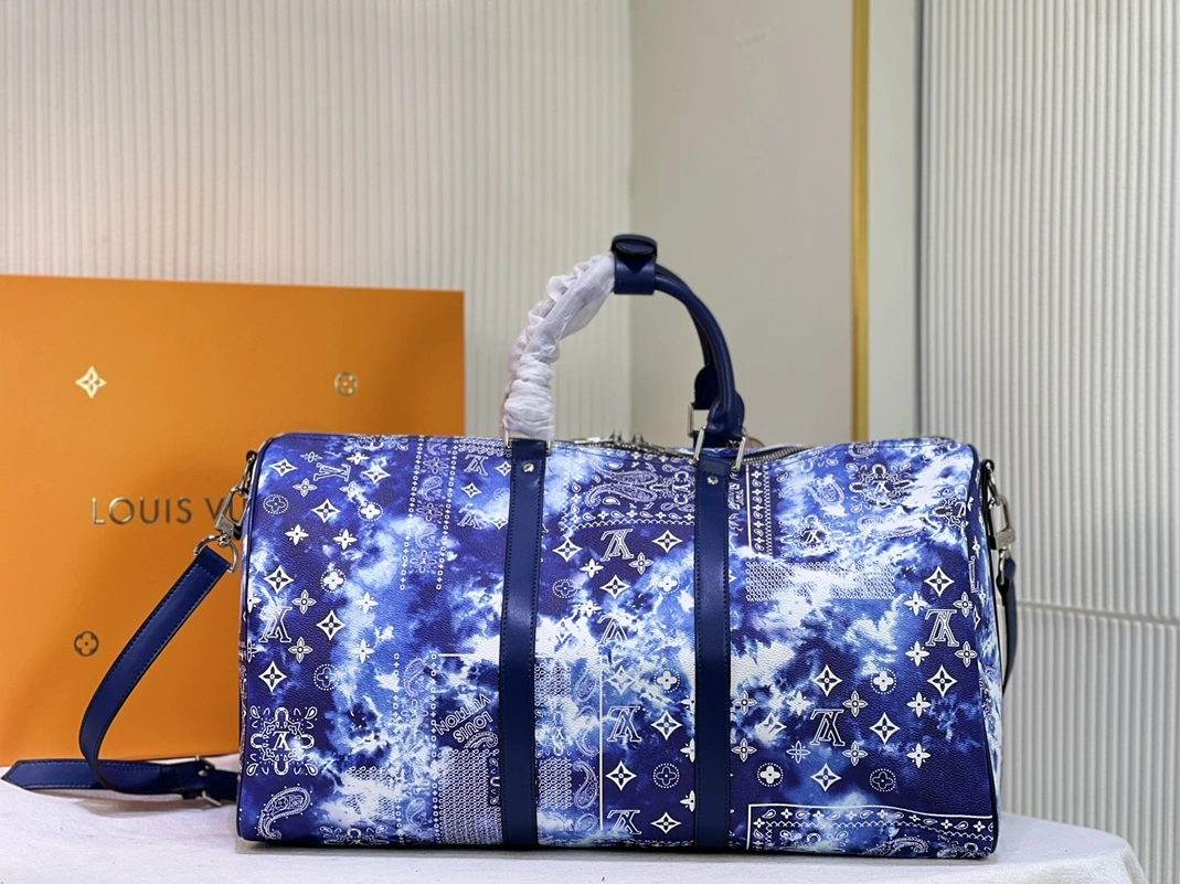 Louis Vuitton Travel Bags Comfortable 4195