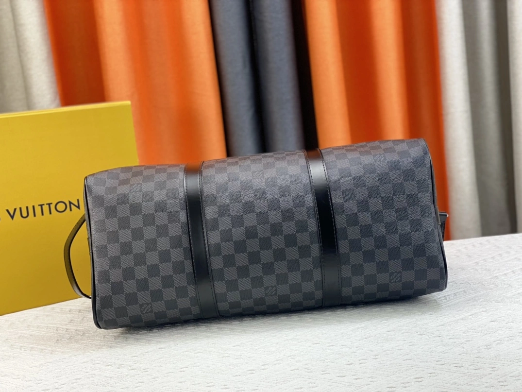 Louis Vuitton Travel Bags DailyWear 7141