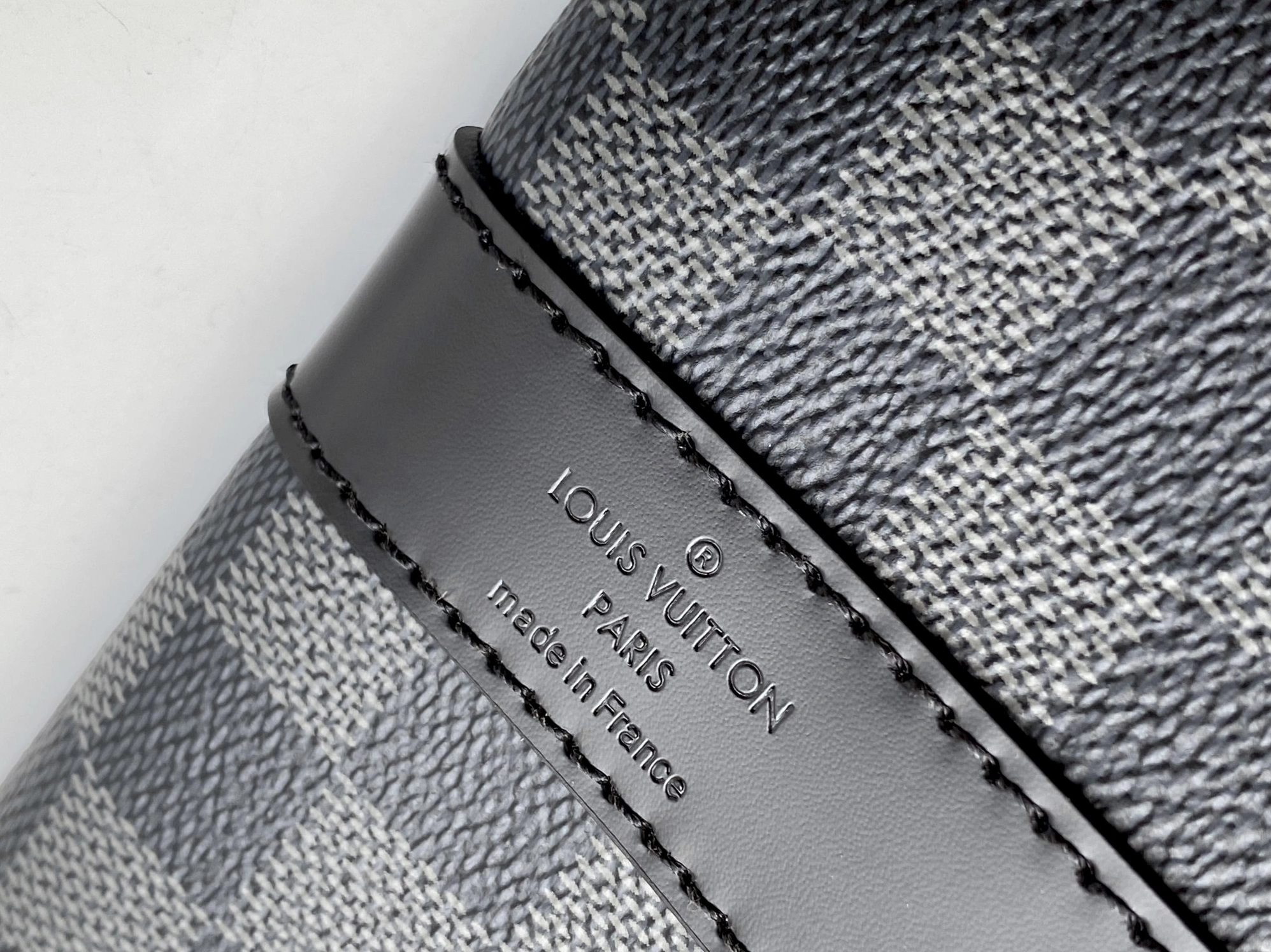 Louis Vuitton Travel Bags DailyWear 8997