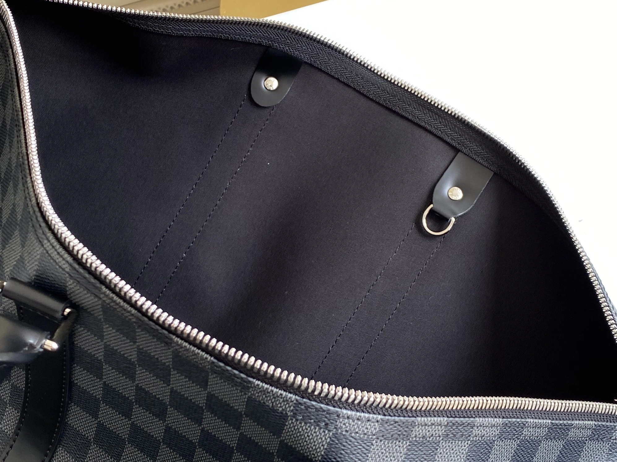 Louis Vuitton Travel Bags DailyWear 8997