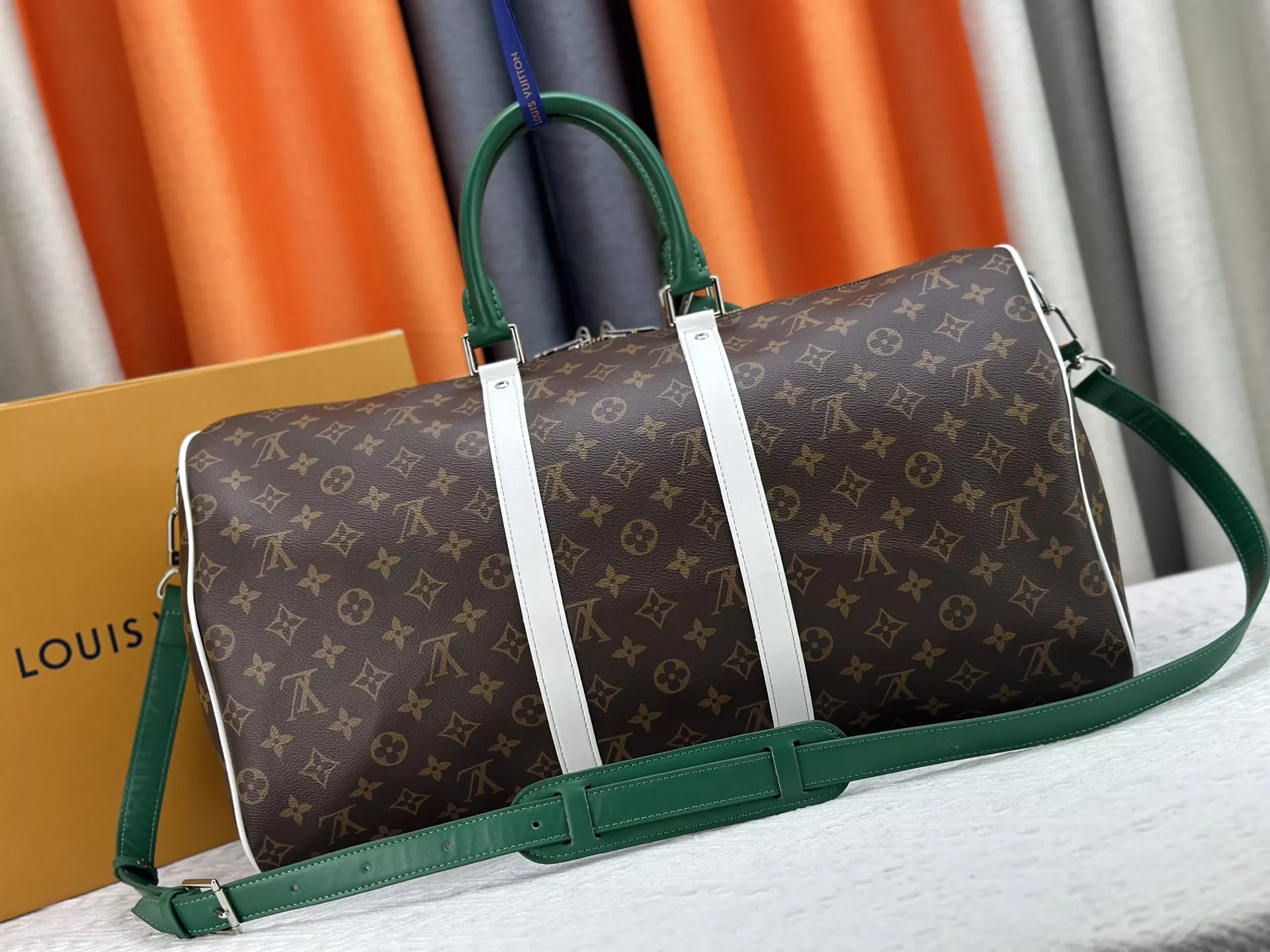 Louis Vuitton Travel Bags Durable 2615