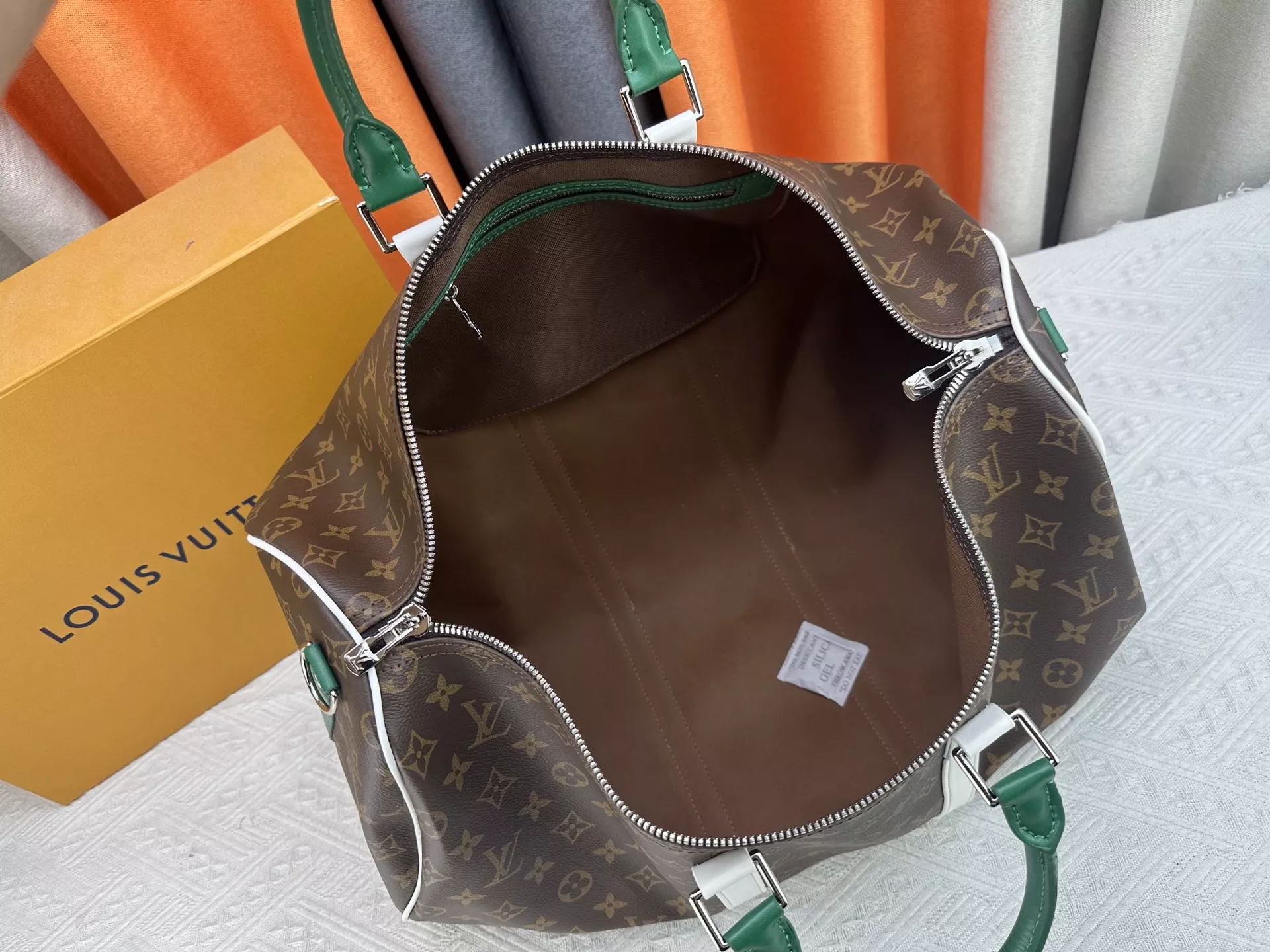 Louis Vuitton Travel Bags Durable 2615