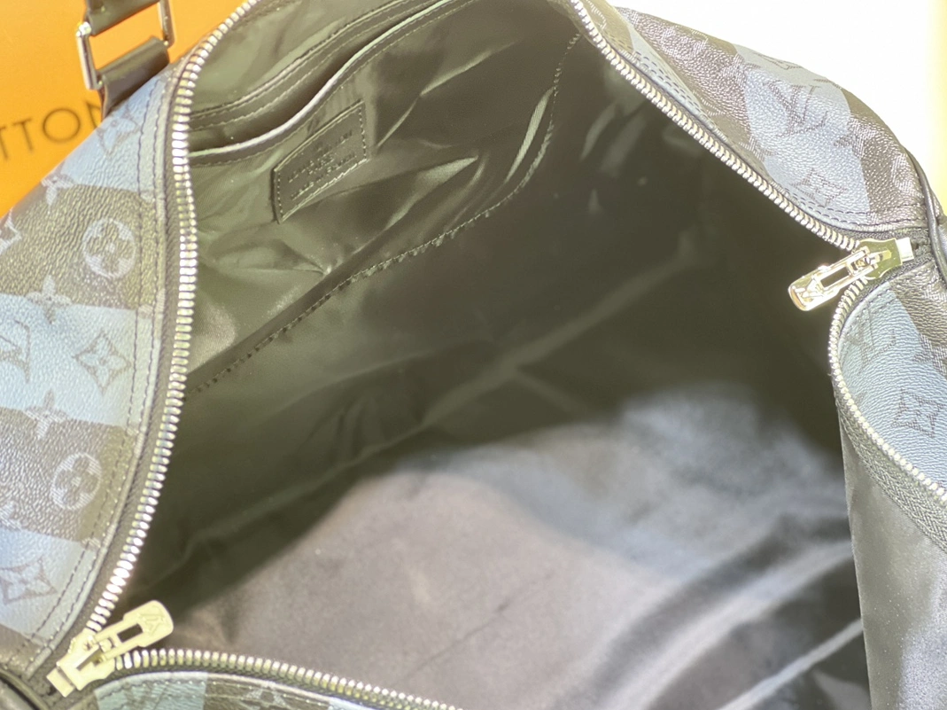 Louis Vuitton Travel Bags EasyMatch 4131
