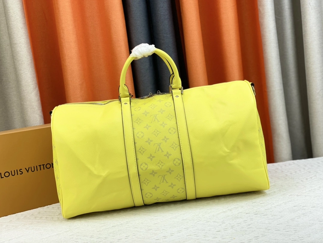 Louis Vuitton Travel Bags For Unisex Compact 710