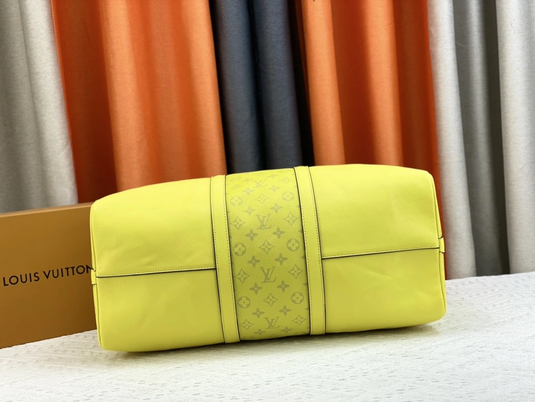 Louis Vuitton Travel Bags For Unisex Compact 710