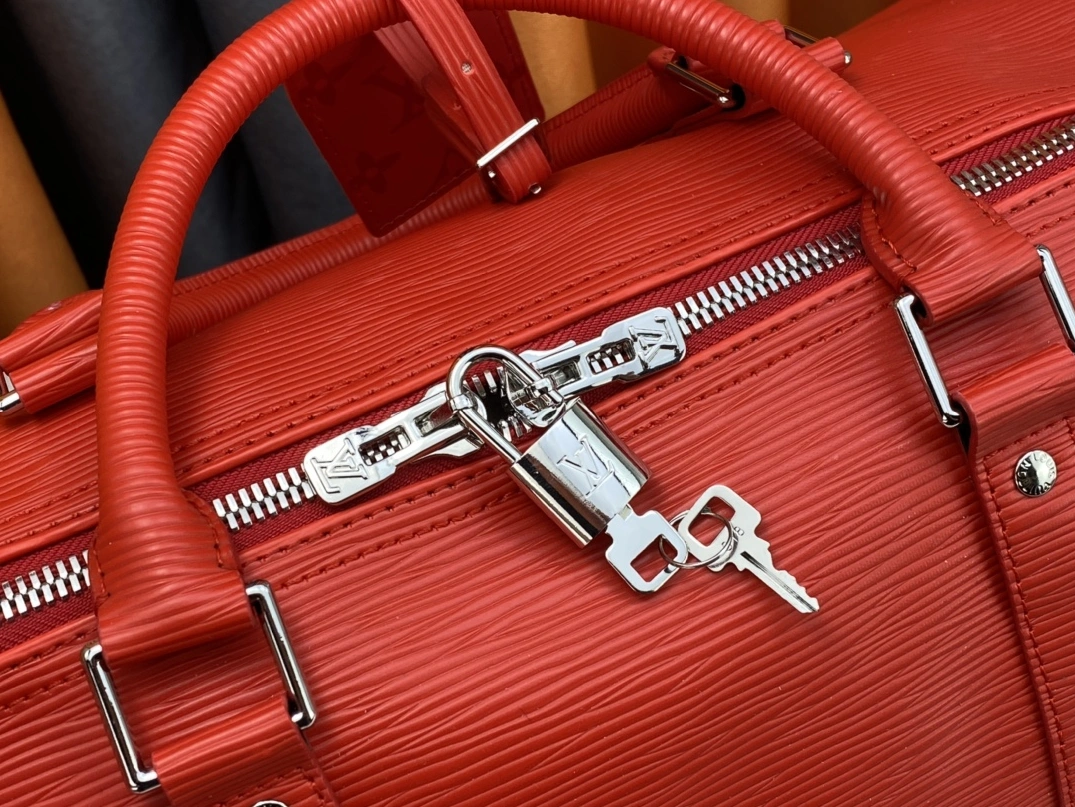 Louis Vuitton Travel Bags For Unisex Fashionable 778