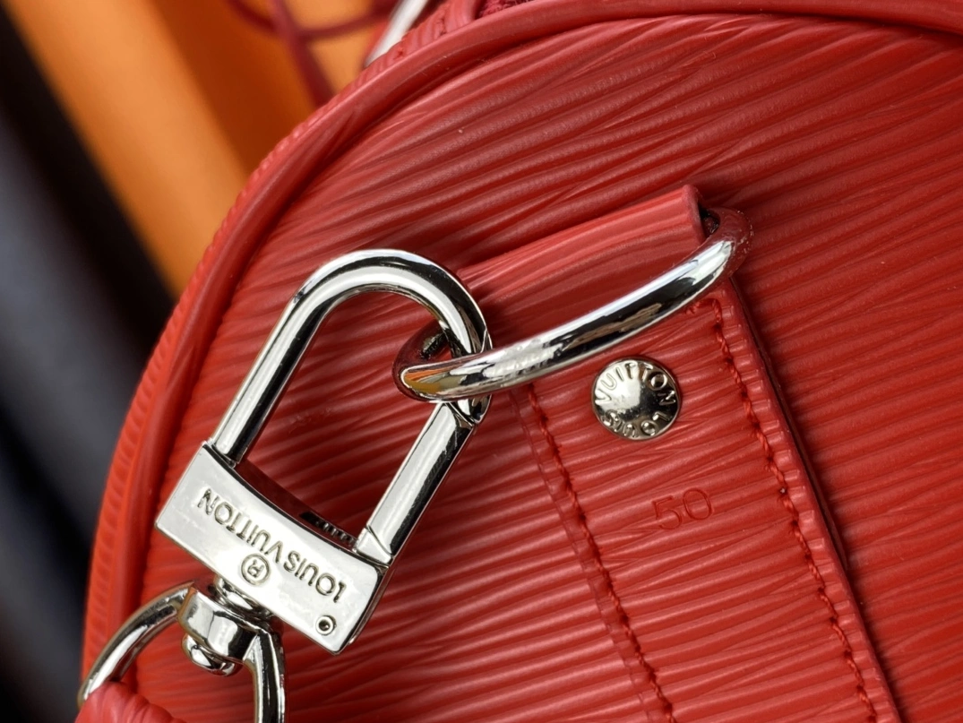 Louis Vuitton Travel Bags For Unisex Fashionable 778
