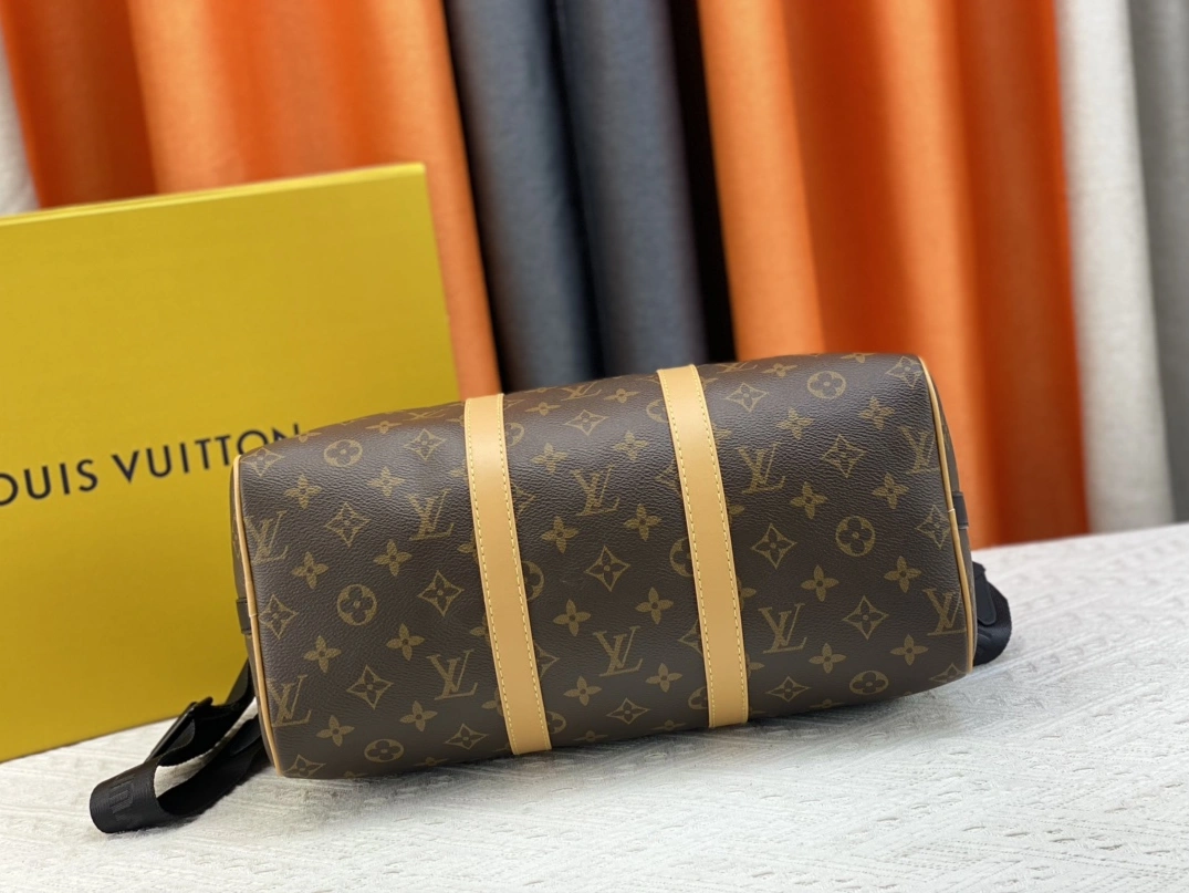 Louis Vuitton Travel Bags For Unisex Lightweight 4377