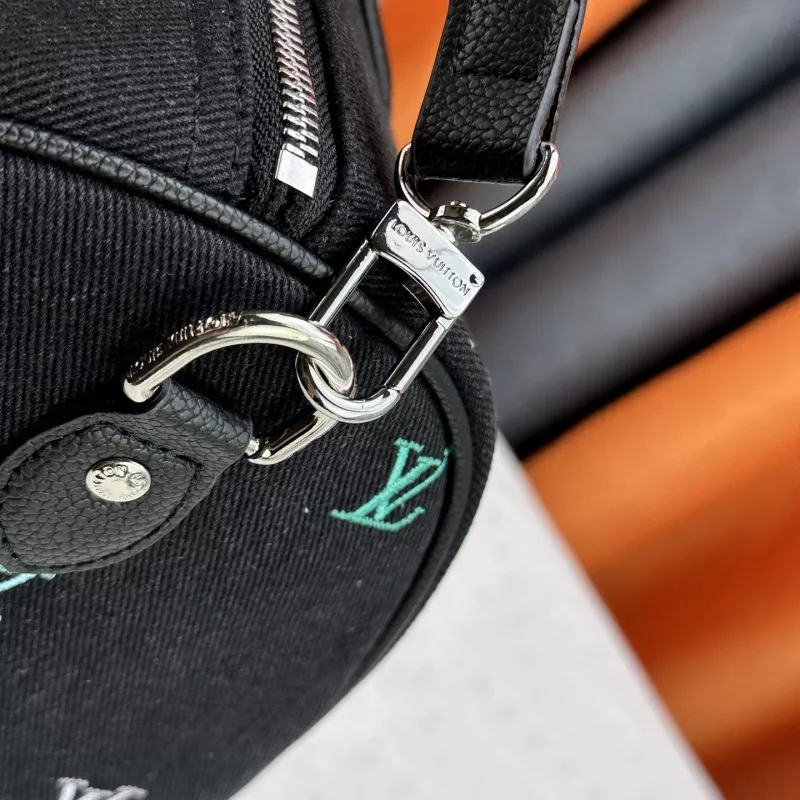 Louis Vuitton Travel Bags For Unisex ModernLook 1582