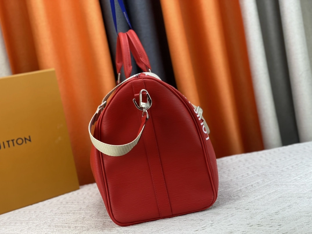 Louis Vuitton Travel Bags For Unisex Reliable 5727