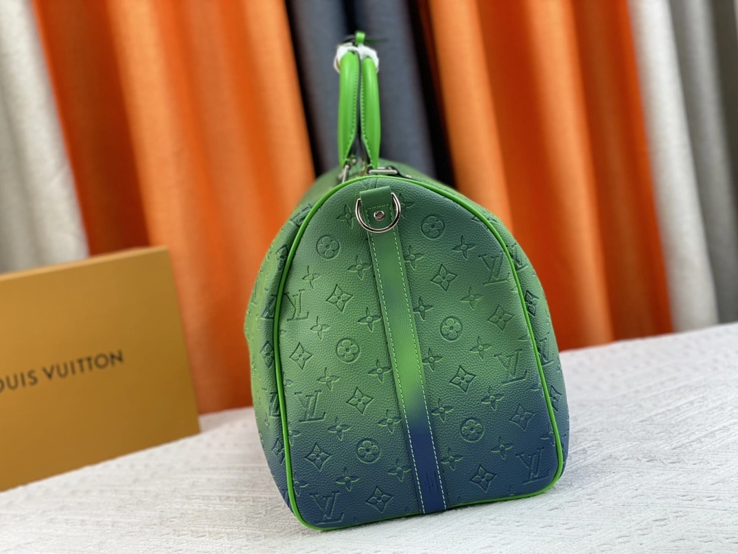 Louis Vuitton Travel Bags For Unisex Unique 5784