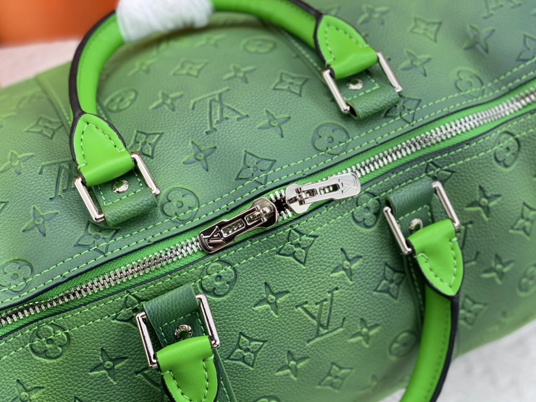 Louis Vuitton Travel Bags For Unisex Unique 5784