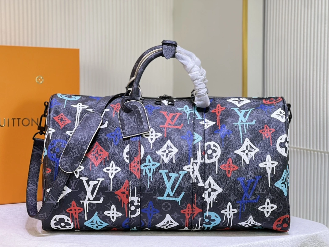 Louis Vuitton Travel Bags For Women Bold 922