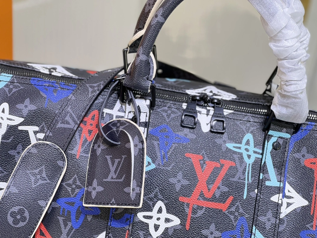 Louis Vuitton Travel Bags For Women Bold 922