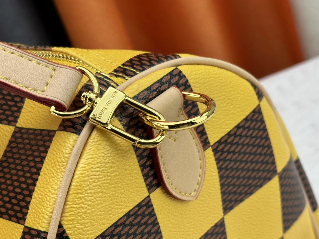 Louis Vuitton Travel Bags For Women HighQuality 908