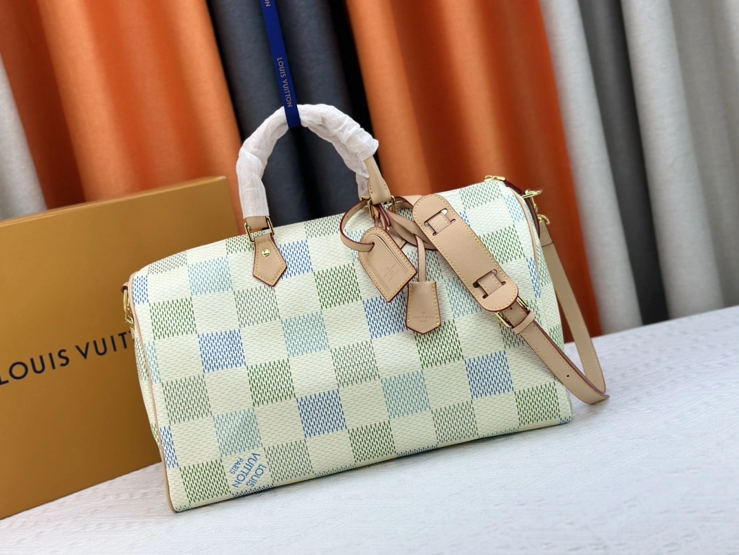 Louis Vuitton Travel Bags For Women ModernLook 7176