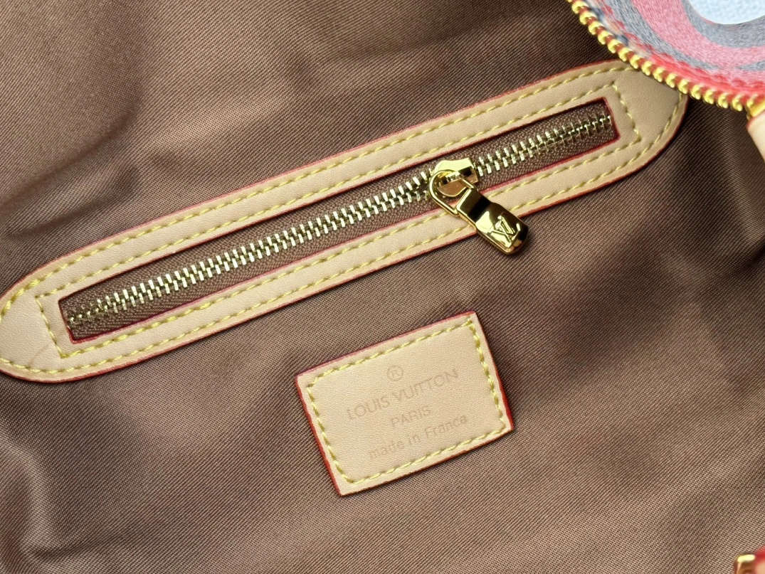 Louis Vuitton Travel Bags For Women Trendy 1355