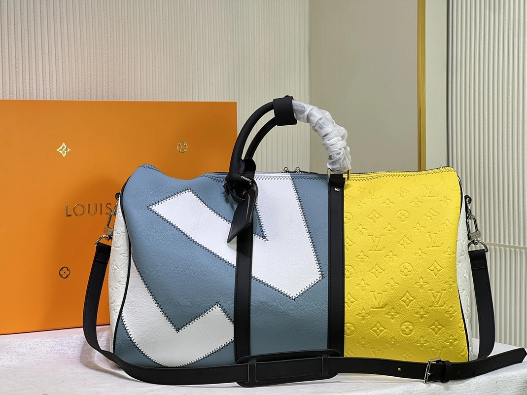 Louis Vuitton Travel Bags Functional 5740