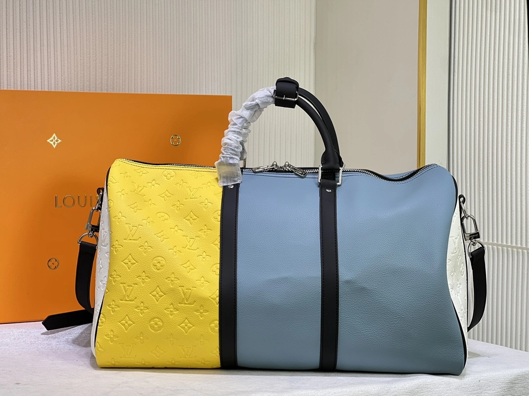 Louis Vuitton Travel Bags Functional 5740