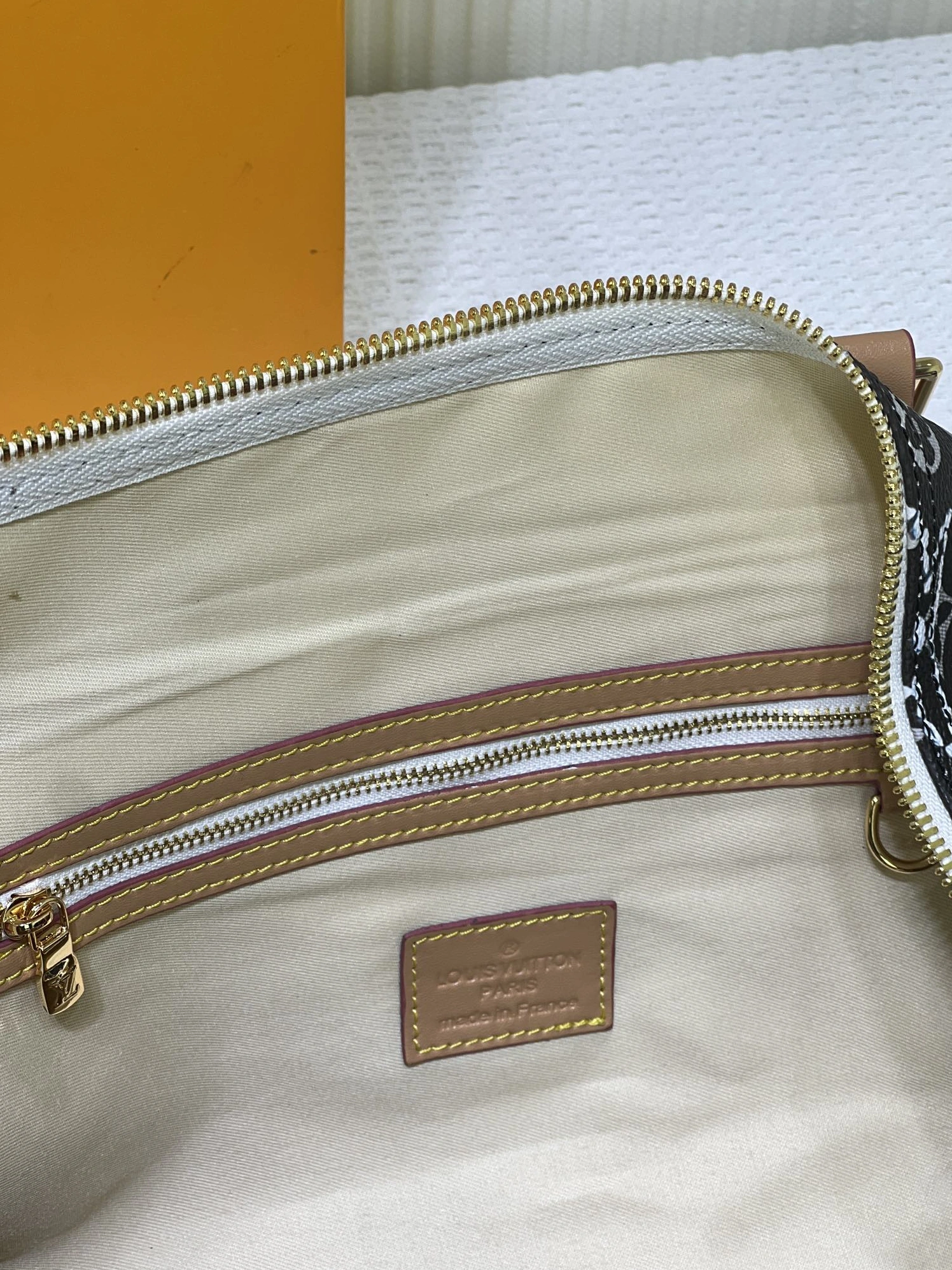 Louis Vuitton Travel Bags GoAnywhere 7657