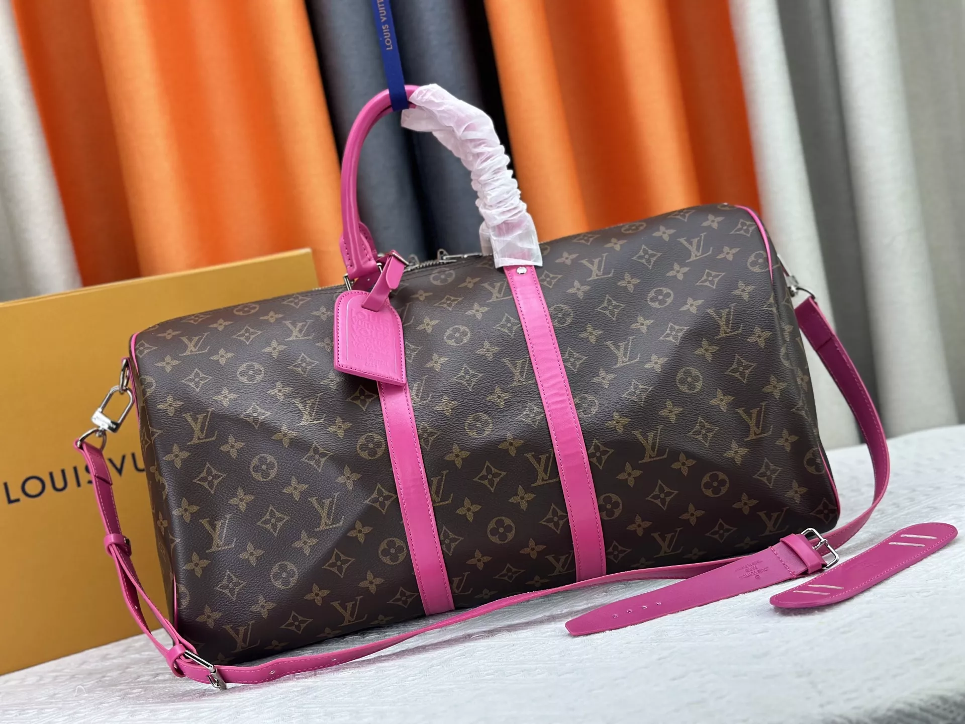 Louis Vuitton Travel Bags Lightweight 8665