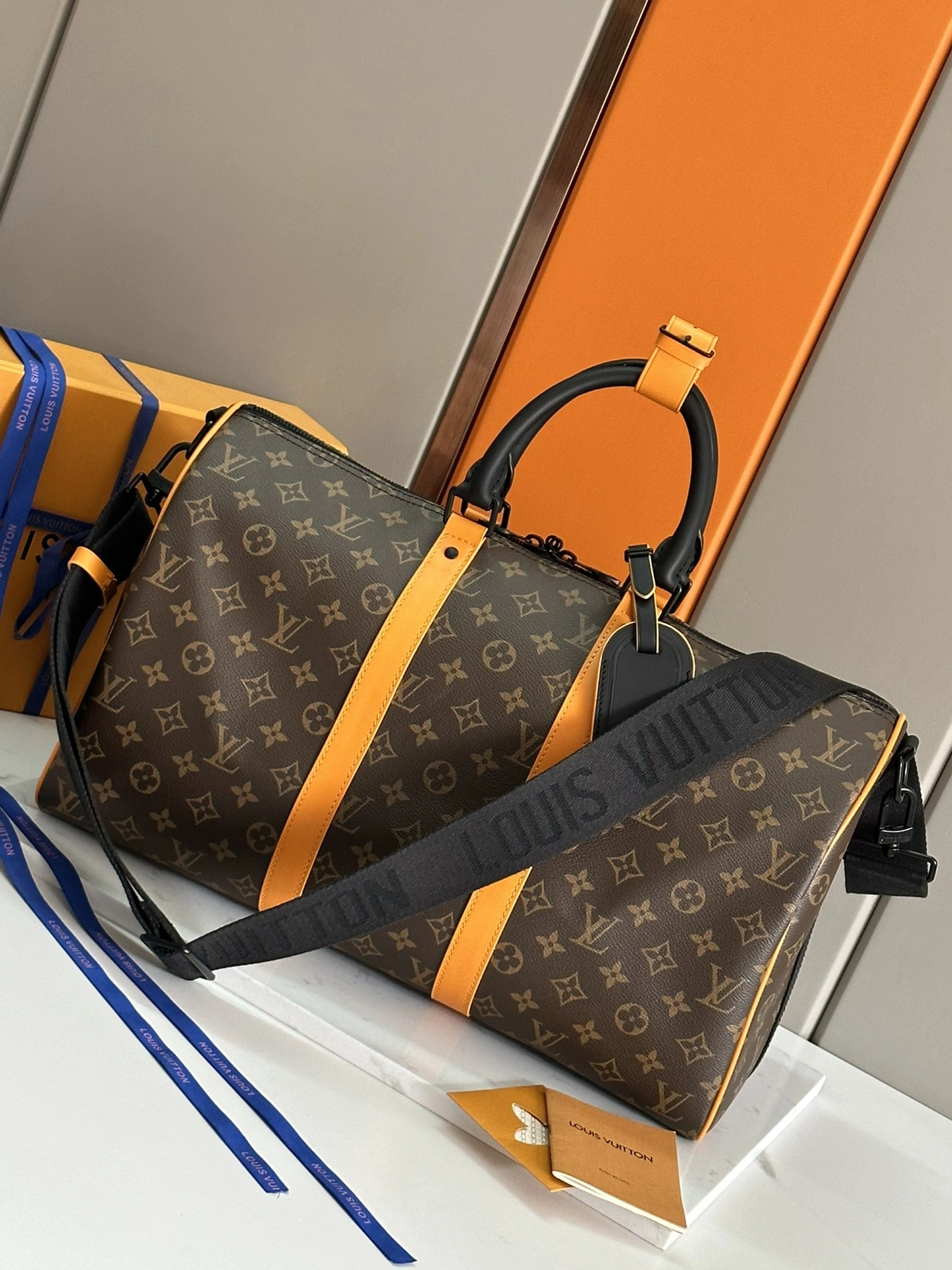 Louis Vuitton Travel Bags Lightweight 8673