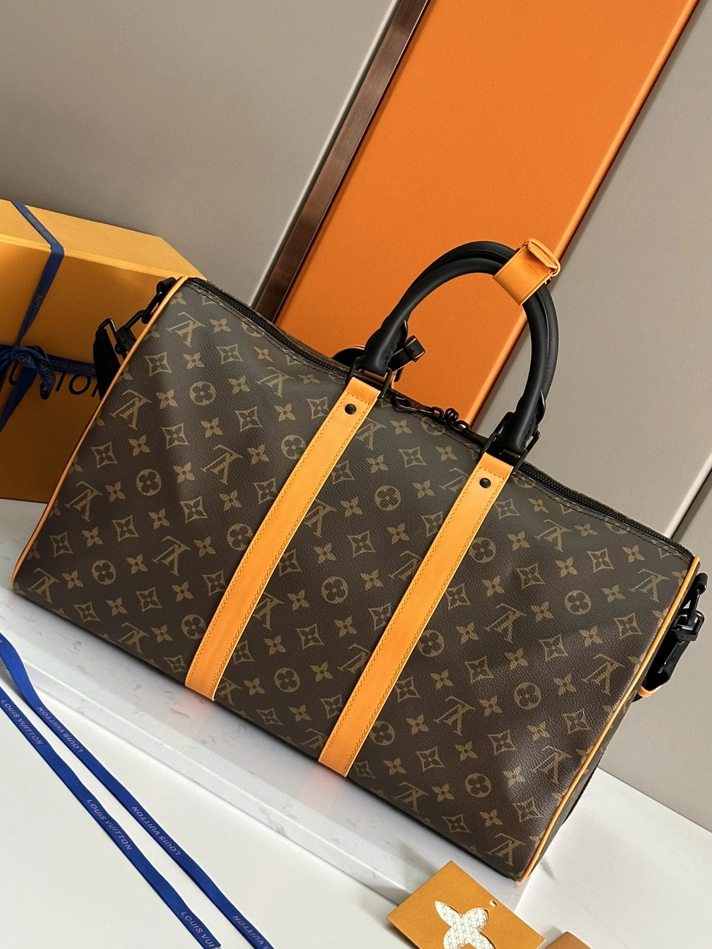 Louis Vuitton Travel Bags Lightweight 8673