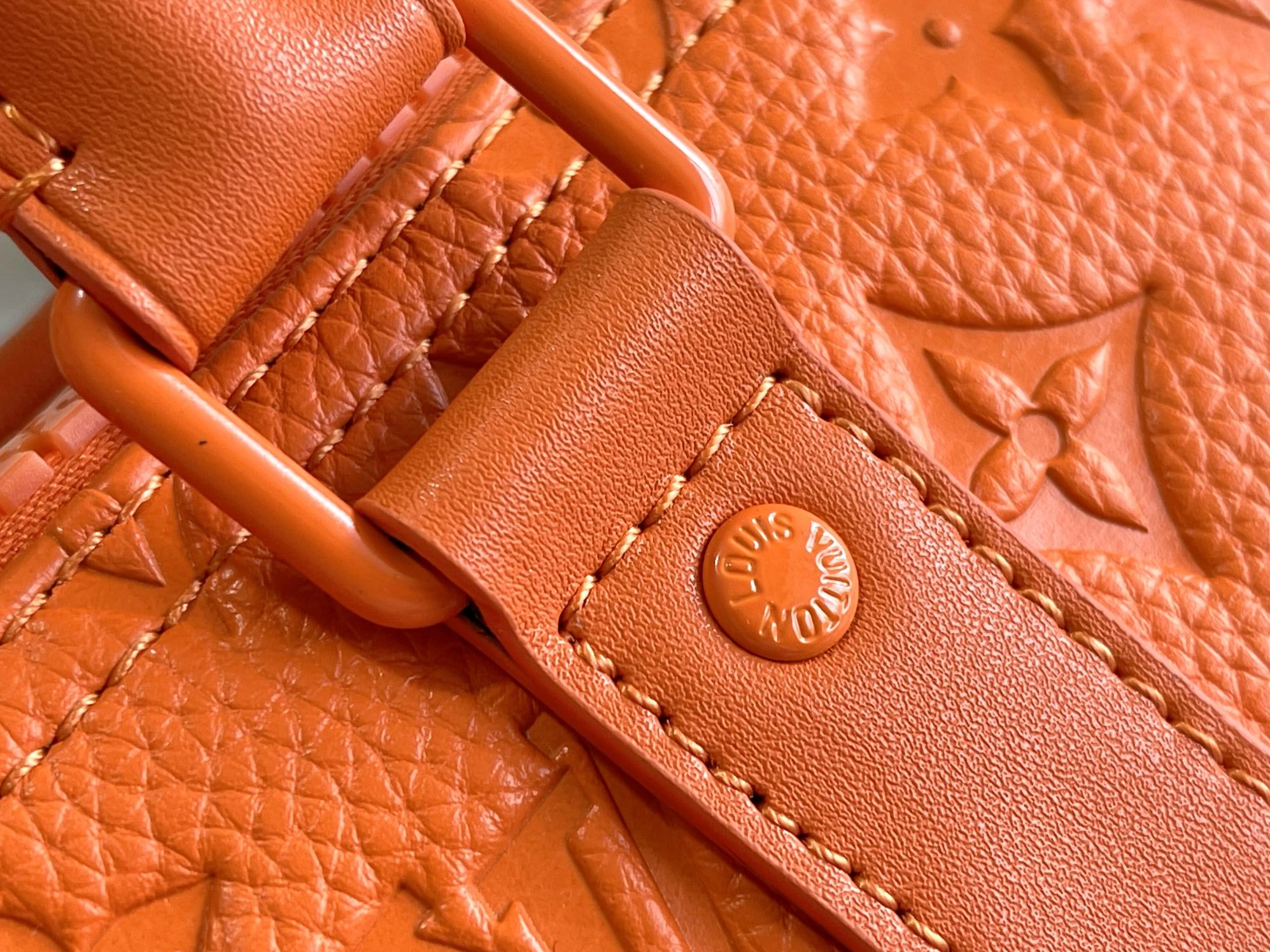 Louis Vuitton Travel Bags NewStyle 318