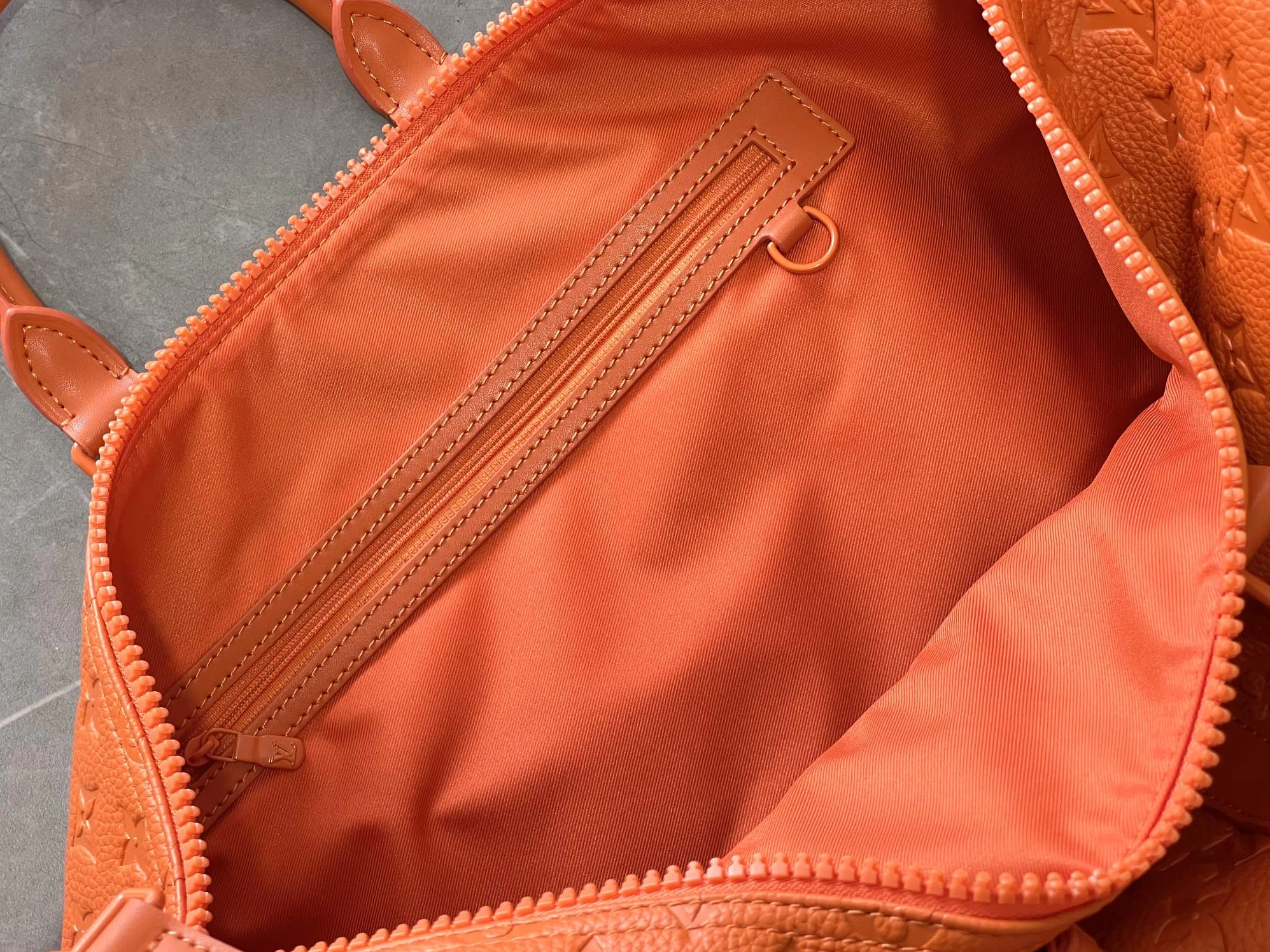 Louis Vuitton Travel Bags NewStyle 318