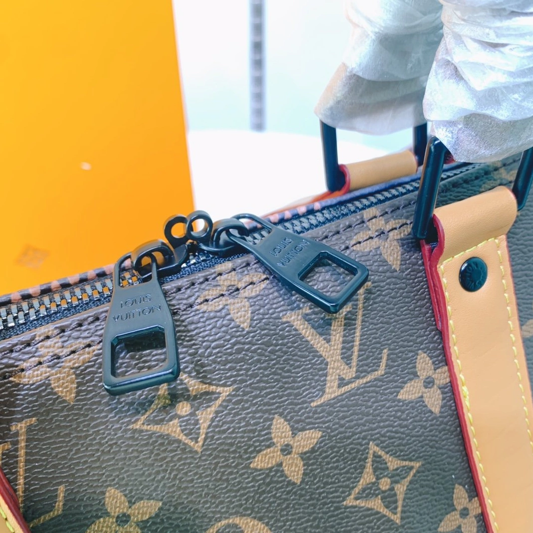 Louis Vuitton Travel Bags NewStyle 3207