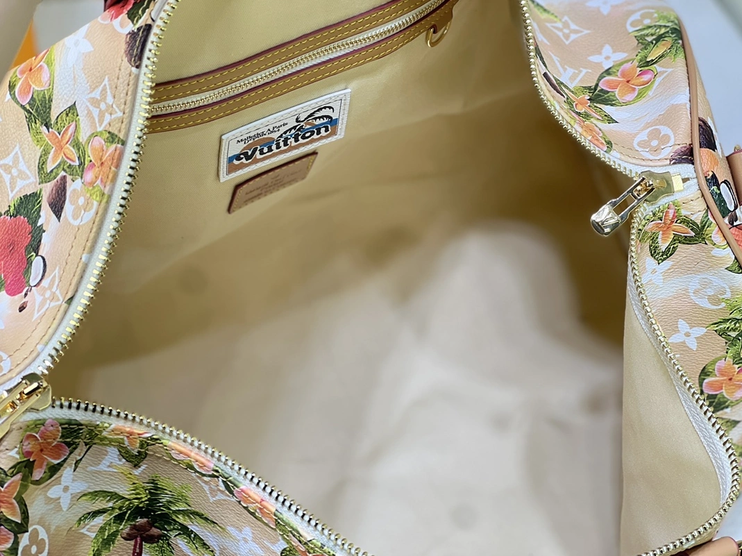 Louis Vuitton Travel Bags Resilient 2938