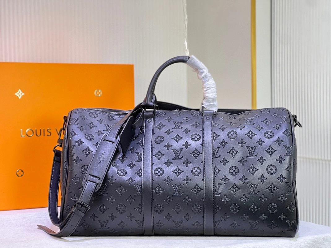Louis Vuitton Travel Bags Resilient 7402