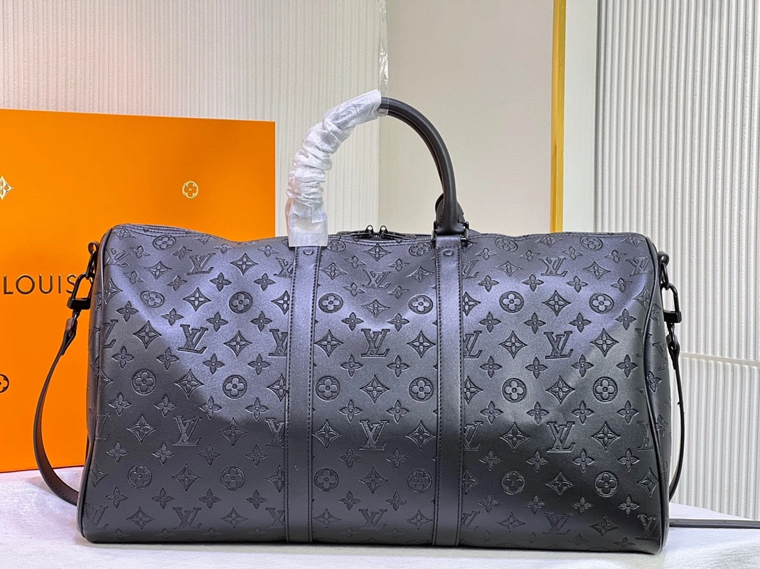 Louis Vuitton Travel Bags Resilient 7402