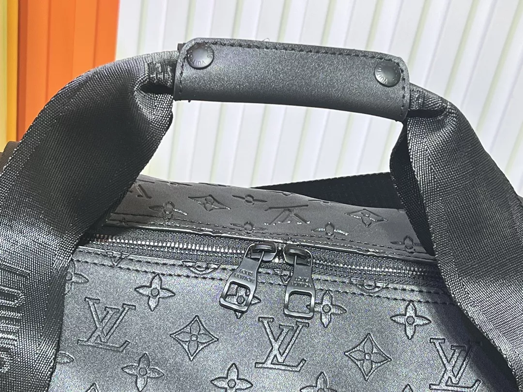 Louis Vuitton Travel Bags SmartChoice 1605