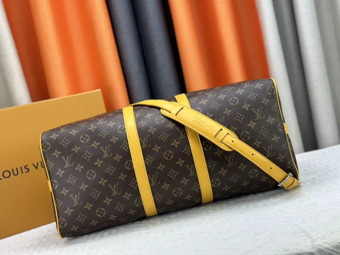 Louis Vuitton Travel Bags SmartChoice 4674