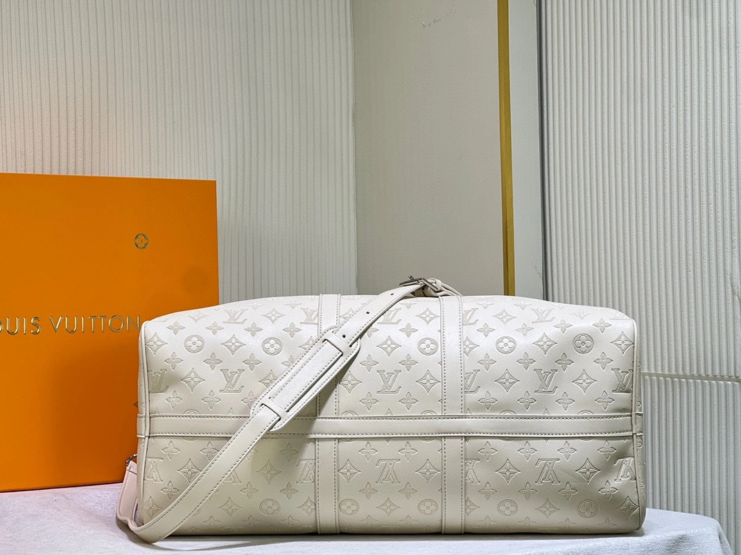 Louis Vuitton Travel Bags SportInspired 3024